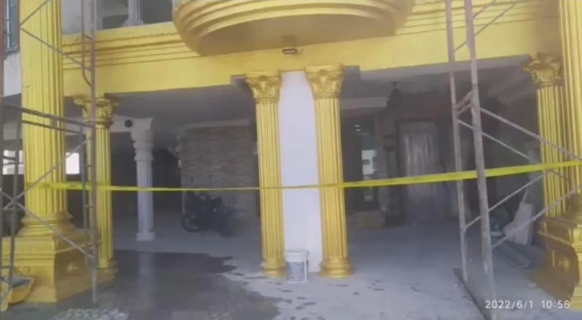 Lagi rumah yang next level punya renovation!

Lain macam dia punya berani marttt!!!🤣