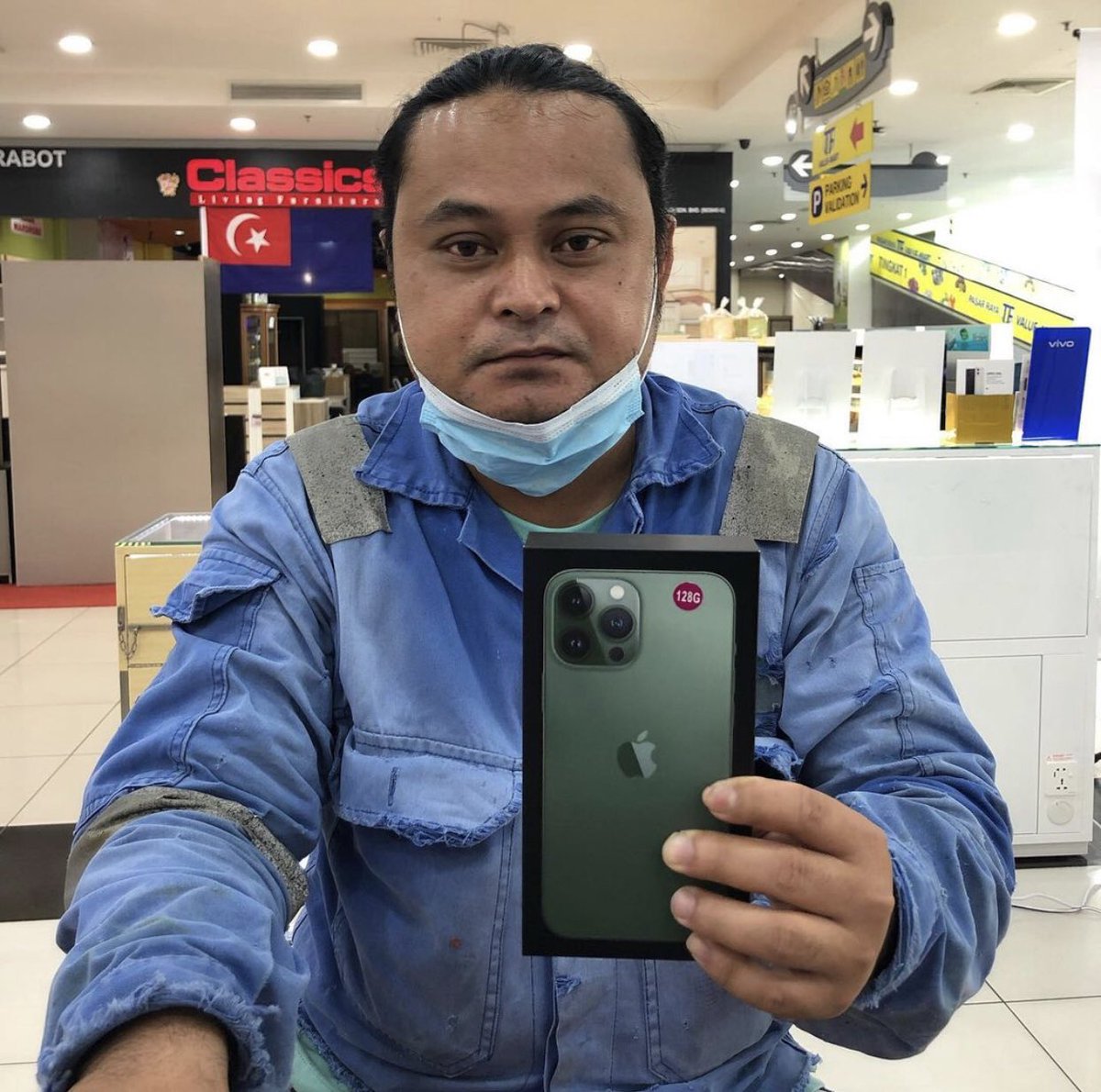 Arlyine's tweet photo. 📱📱ANSURAN MUDAH SMARTPHONE📱📱

🔥KHAS UNTUK PENDUDUK JOHOREAN🔥

Easy Installment PHONE senang LULUS!!! 
Want to buy new, but don't want to spend more money first. How is its

⚠️USE FIRST PAY LATER
⚠️Guna Dulu Bayar Kemudian
 ‼️TIADA DEPOSIT https://t.co/xfRdOakOBV