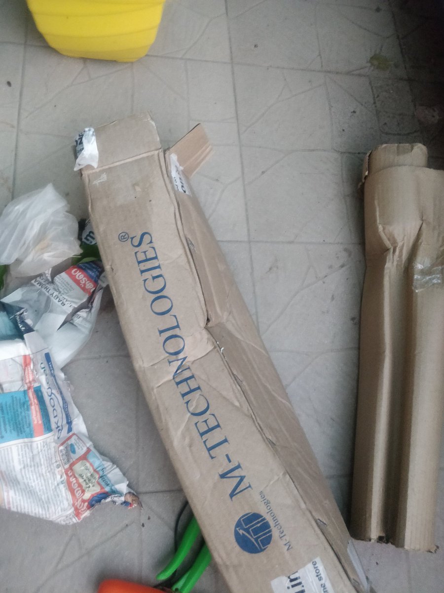 PretsR's tweet photo. Is this the product you deliver??? Is this the product you advertise??? Received back to back dead plants #Amazon #amazonprime https://t.co/DOrjZfKQnE
