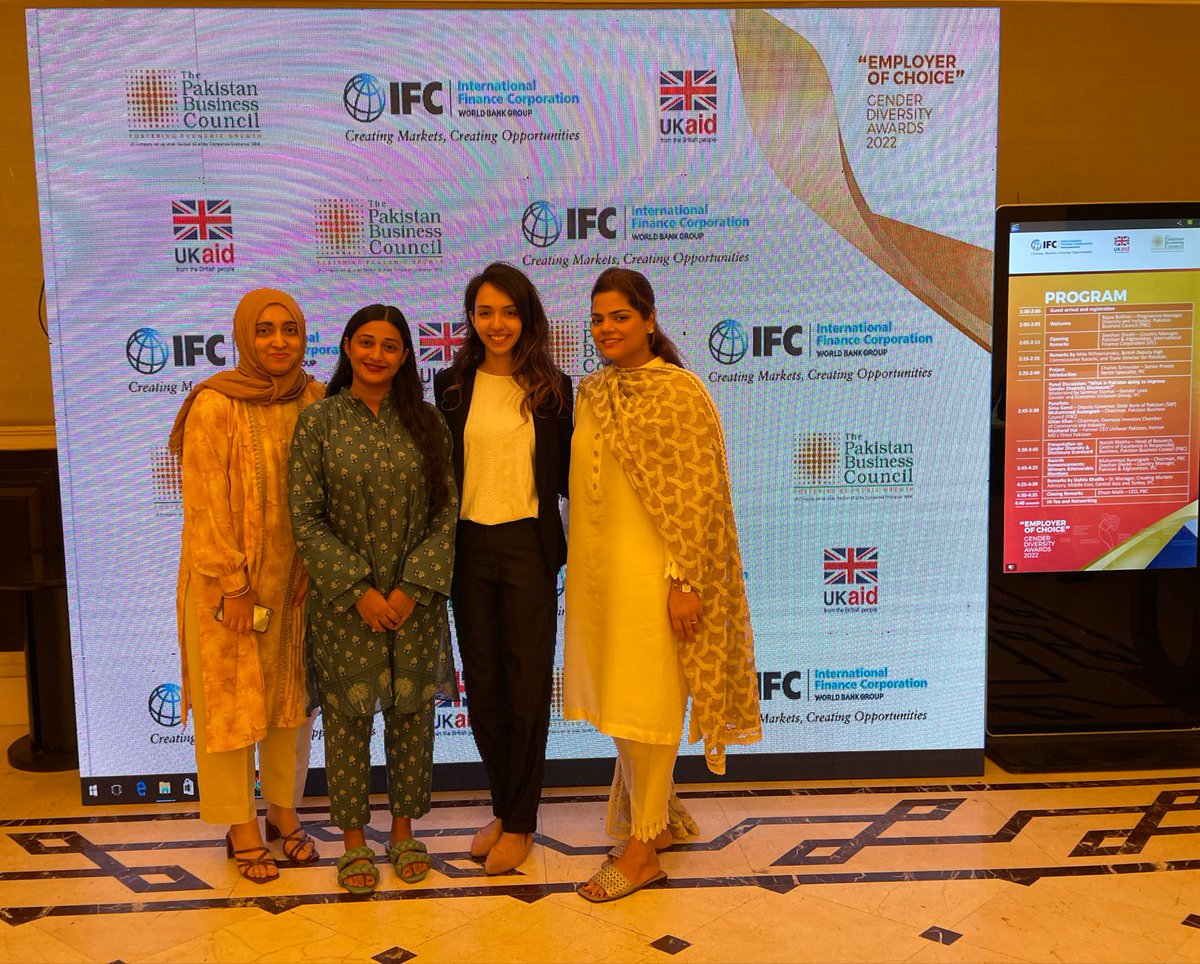cerb_pbc's tweet photo. "Employer of Choice" Gender Diversity Awards '22 commencing!

@ThePBC_Official @IFC_SouthAsia 

#Pak_GenderAwards #cerbatpbc #pbcforgender #IFC_PBC https://t.co/HYBe0zZlO7