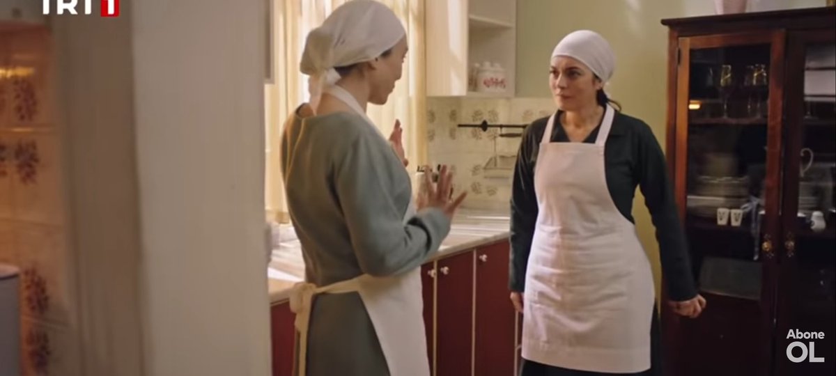 Safiye_Inocent's tweet photo. Cocinando juntas 😍 como en los viejos tiempos. 
@GulbenInocentes
#Inocentes6Jun https://t.co/y6GNft759r