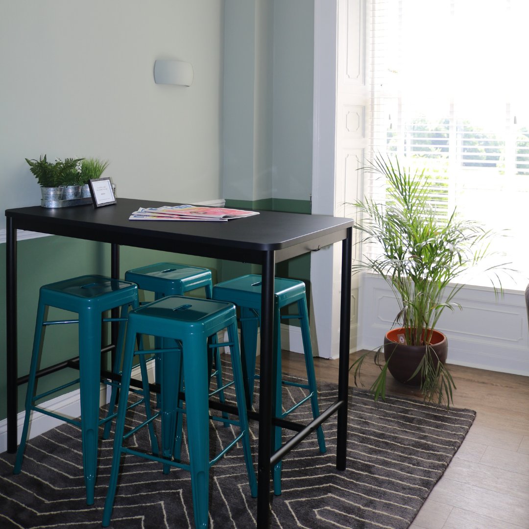 Enjoy a moment of 'me' time in our many break out zones throughout Worting House.

Ideal for enjoying a quiet cup of coffee and a break from your desk, or a small meeting with your team. Book a tour via the link wortinghouse.co.uk to try them out for yourself!