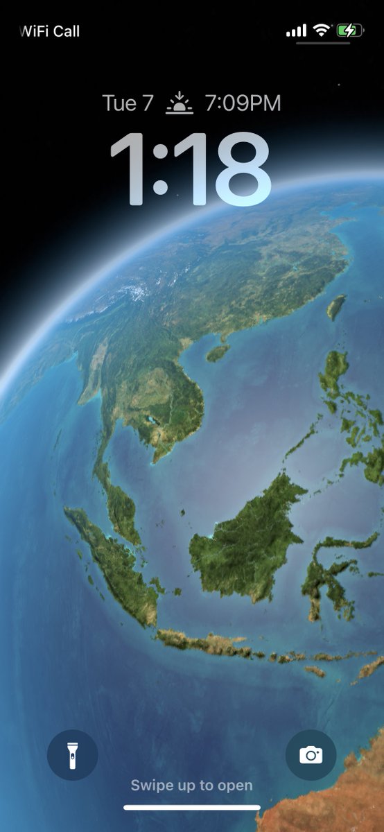 cheeaun's tweet image. Trying this out #iOS16beta1