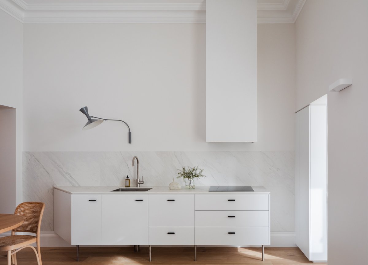 est_living's tweet photo. KITCHEN COVET | Clever Compact Kitchens
Featuring #RobertYoungArchitects, #AMDesigns, #RobKennonArchitects, #SeearBuddRoss, #BradSwartz and @folkarchitects.
READ MORE: https://t.co/m0BWwRP5Lb
#design #edit #kitchen #homedecor #global #interiordesign https://t.co/GtkYHzt7EO