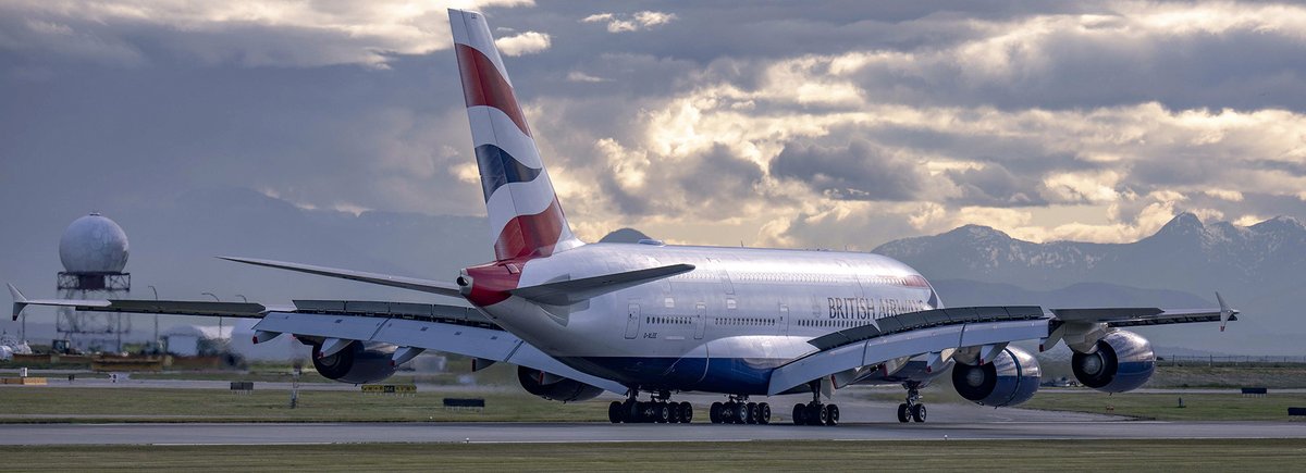 Kent_YVR's tweet photo. #Speedbird5VYSuper arriving @yvrairport this evening with the worst timing of clouds and shade over the runway. ๐ #yvrspotters #avgeek #Vancouver #GXLEE https://t.co/YOgUmhL19R