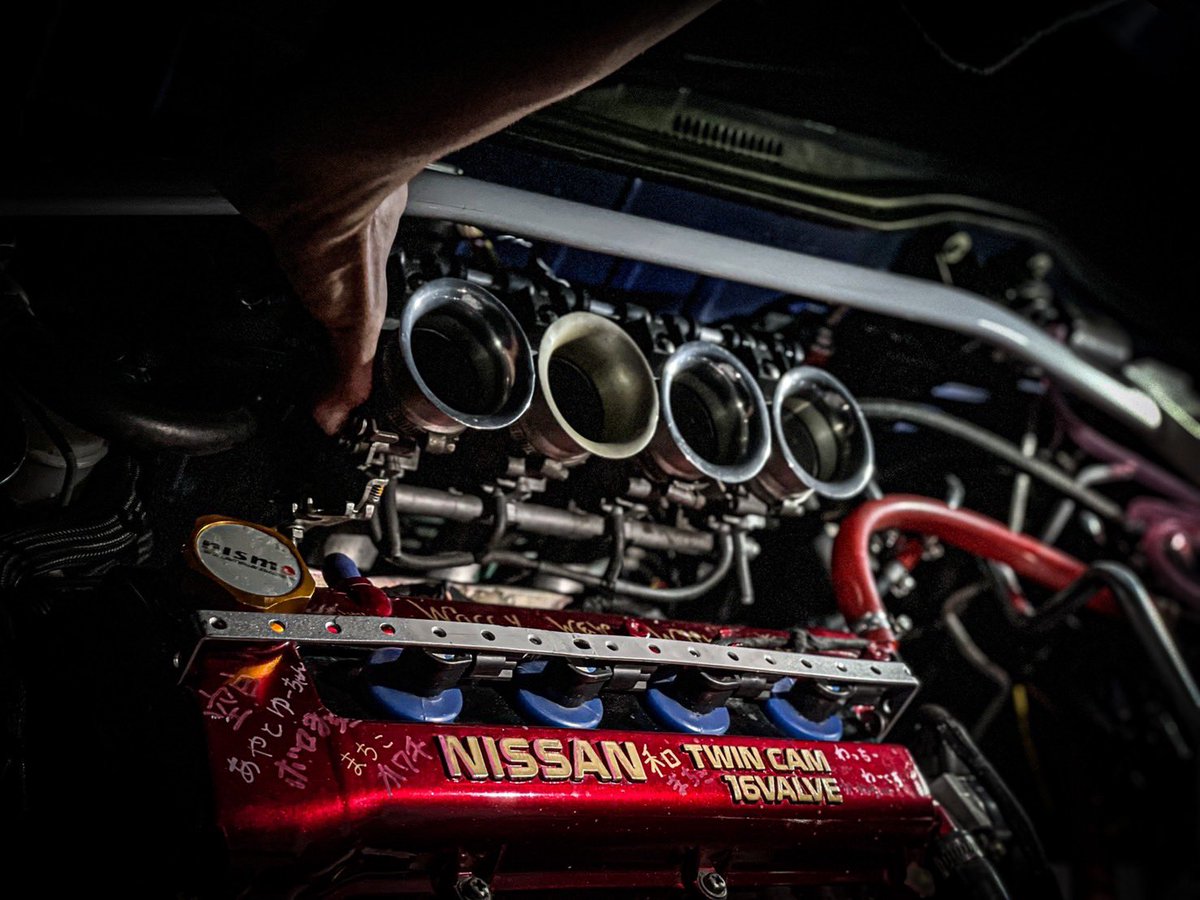 WacciWorks's tweet image. マーチでFドリごっこ
ローレルで輩ごっこしてる
暇人です