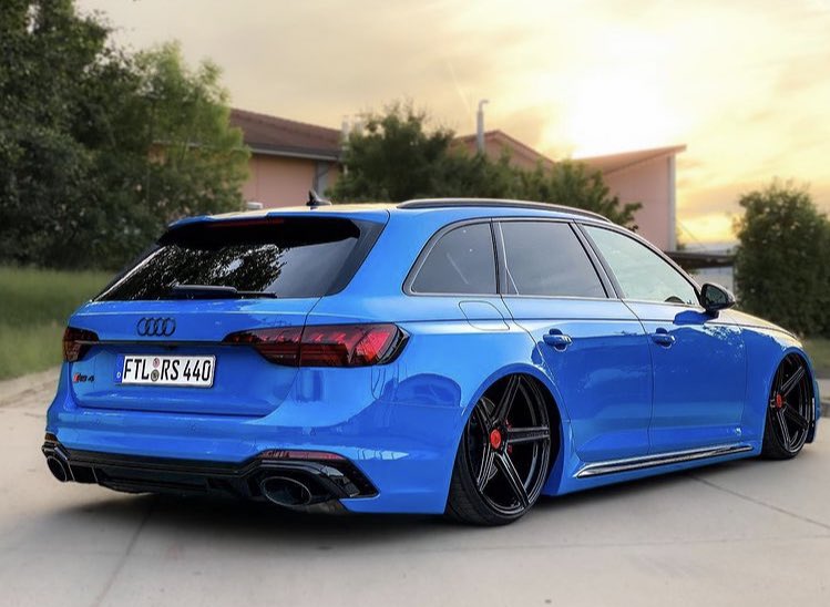 EpicDubs's tweet photo. 💙

#Audi #AudiRS4 #RS4 #B9RS4 #MbDesignWheels #quattro #Stance #DubLife https://t.co/C4LUghCPMN