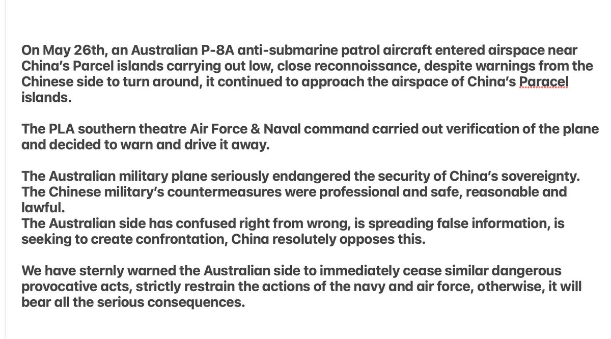 #BREAKING China’s military spokesman Tan Kefei responds to Australian claim about dangerous Air Force intercept in late May. China says it happened near the (disputed) Paracel islands in SCS. No denial of Aus claim that PLA plane used chaff. Translation: view.inews.qq.com/a/20220607A054…
