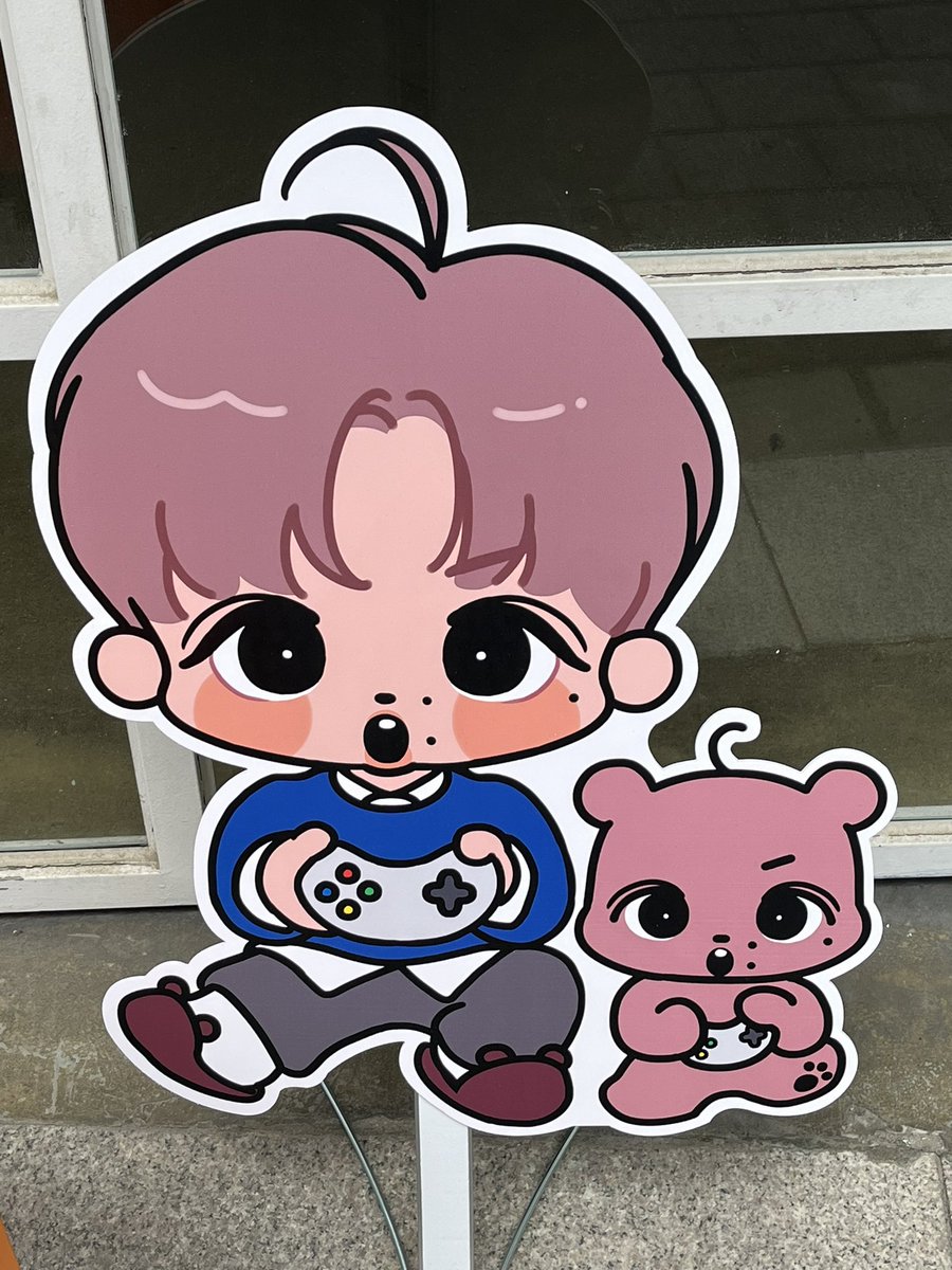 alwaysfullsunn's tweet photo. 📍부스 성수

카페에 귀여운 것도 ��고 즐길거리도 많아서 너무 좋았어요!! 띠부띠부실도 중복 없이 잘 나와주고 정말 너어어어무 귀여웠어요🥺

#햇살처럼_찬란한_해찬이의_생일
#welcome_to_haechan_zone https://t.co/3NDKfQ21UL