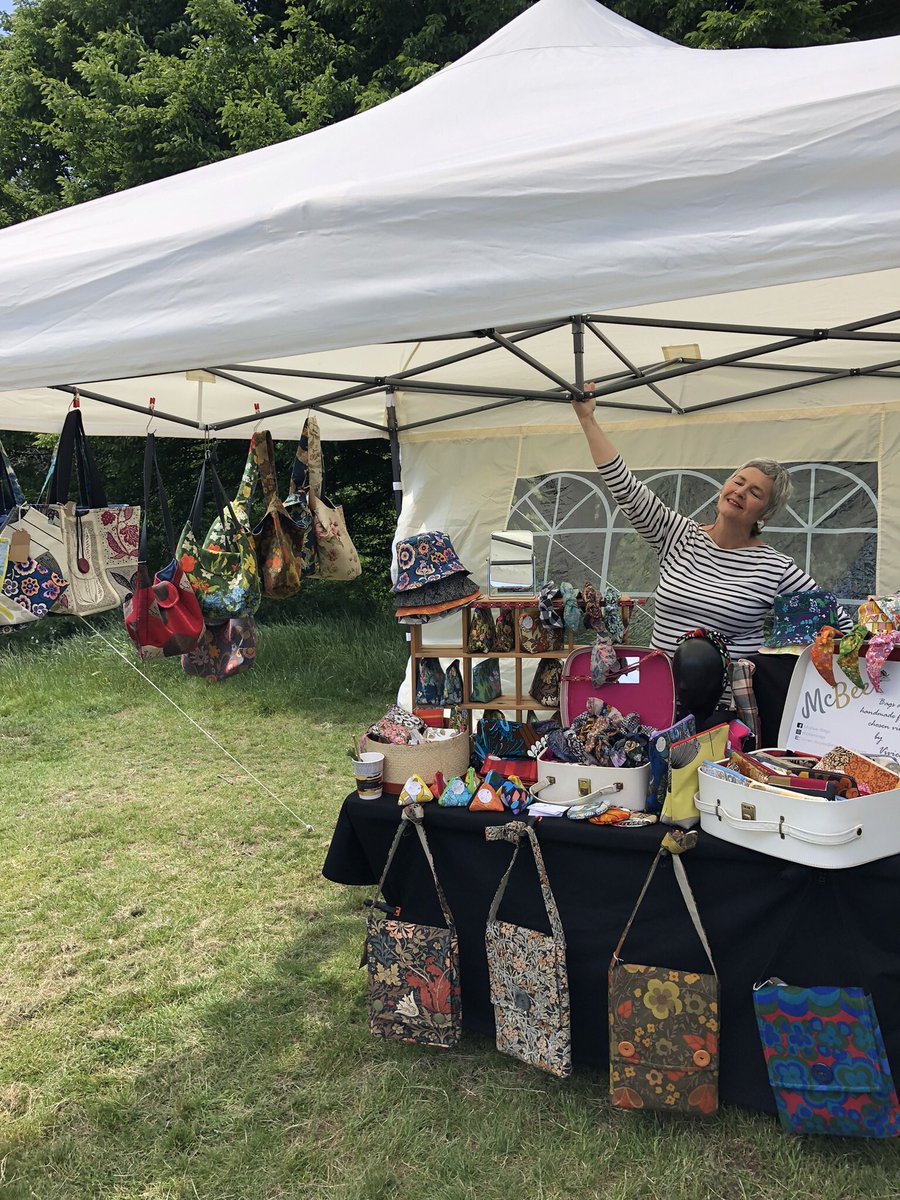Vivien <a href="/mcbeebags/">Vivien Moyes</a> is another regular <a href="/CroftonGarden/">Crofton Park Railway Garden</a> Market &amp; her bags of all shapes &amp; sizes are beautiful-also sun hats/hair bands/purses &amp; lots more-all handmade from vintage fabrics-she will be trading at Marnock Rd 🎉THIS SATURDAY from 11-4pm-Come along &amp; say hello 👋