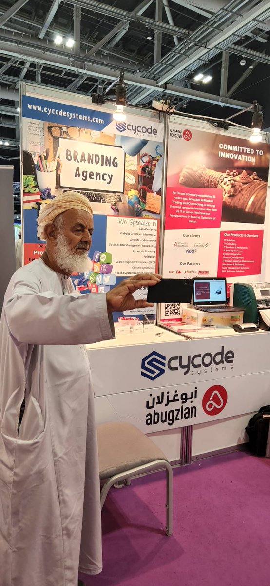 CycodeSystems's tweet image. Moment of the Day🥰 #day2 @comexoman

#comex #comexoman #comexoman2022 #cycodesystems #abugzlan #digitalmarketinginmuscat #digitalmarketingmuscat #digitalmarketingoman #muscat #muscatoman #team #teamwork #success