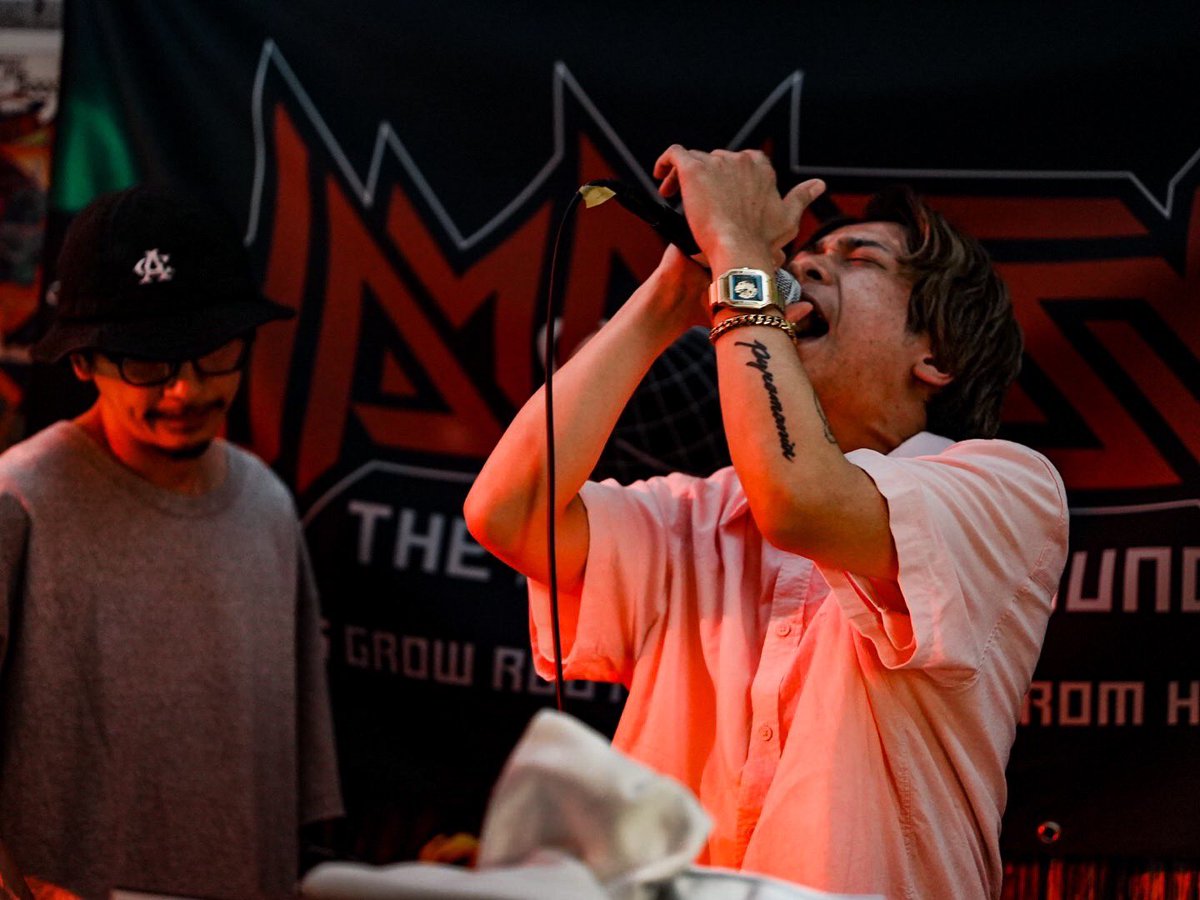 DRIBBLA0828's tweet photo. AK MOVEMENT
@shunstagram1129
@climber_watayan
@akmovement.official
WリリースLIVE
カッコよかったなぁ〜!!
熱く、優しく、微笑ましく
最高な時間でした!!
引き続き2人のアルバムチェック
ヨロシクねん◎
#JMSunday
#AKMOVEMENT
#shun
#climber
#tomio
#jammassive
#DRIBBLA https://t.co/jnhqvihFYR