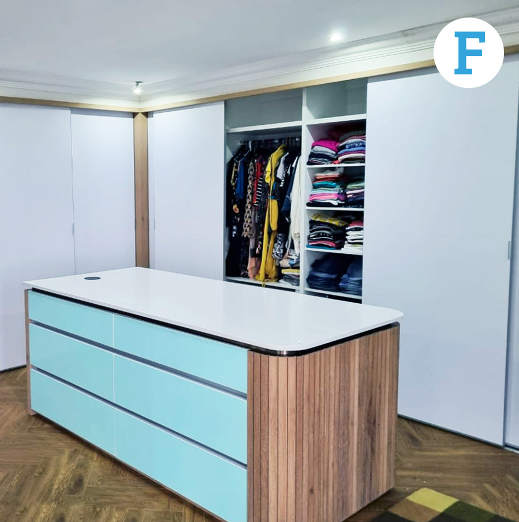 Fineline_Soluti's tweet photo. Explore Fineline Solutions exquisitely designed custom Sliding Melamine Wardrobe solutions.

Visit: https://t.co/CzbTz8cw9v 
Call: 011 477 5408 
Email: tanya@finelinesolutions.co.za

#FinelineSolutions #Melamine #SlidingMirrorDoors #Wardrobes #Cupboards https://t.co/f8xvKmxr0L