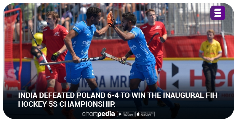 ShortpediaApp's tweet photo. The #Indian squad began the second half on a high note as #BobySinghDhami equalised in the 11th minute. The Indian men's #hockeyteam won the inaugural #FIH #Hockey5s title with a dramatic 6-4 triumph against Poland on Sunday. https://t.co/A2XkkBZ0Bd