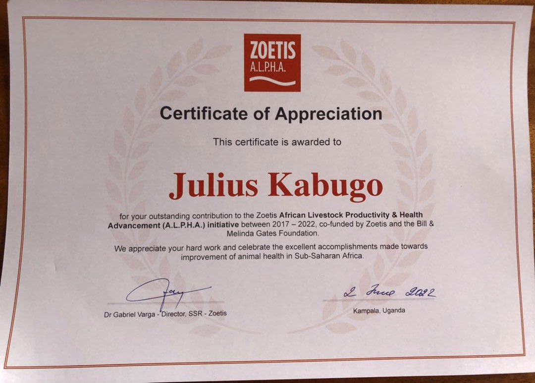 MsingiLtd's tweet photo. The team at Msingi Poultry Ltd is grateful for the recognition by @Zoetis and the team that delivered the plaque and certificate. We look forward to years of working together. @JuliusKabug https://t.co/HR4waLE0me