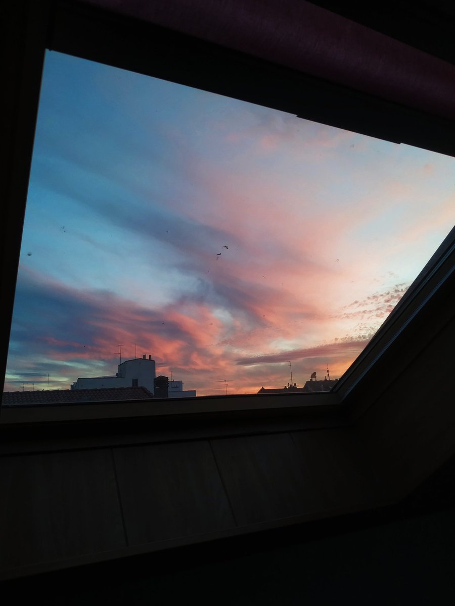 vane_mures's tweet photo. Mi ventana😍 https://t.co/CWsKEBKMof