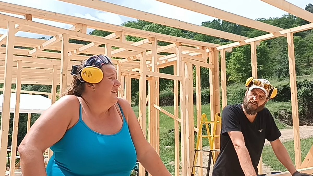 Xsimplelifexx's tweet photo. We're realizing our dream of building our own Tiny house you can follow us on Youtube - We're Simple Life Portugal! People say it's the fastest built on the web!

 #tinyhousebattle #tinyhomes #design #Architecturedesign #architects https://t.co/Wv2Kz2QYBL