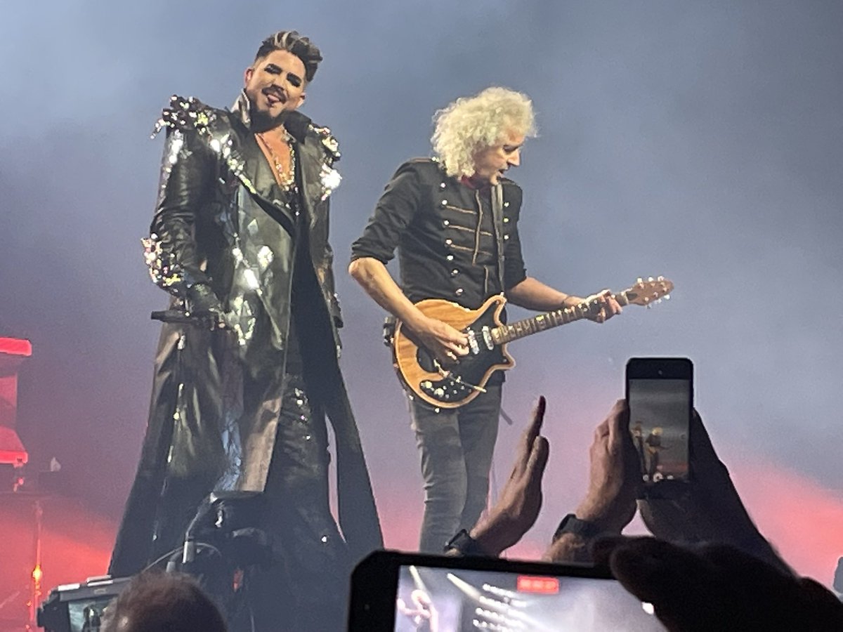 michaelterry22's tweet photo. What a few days. Killers and Queen.
#bestbandsever https://t.co/IxmUnp5x6x