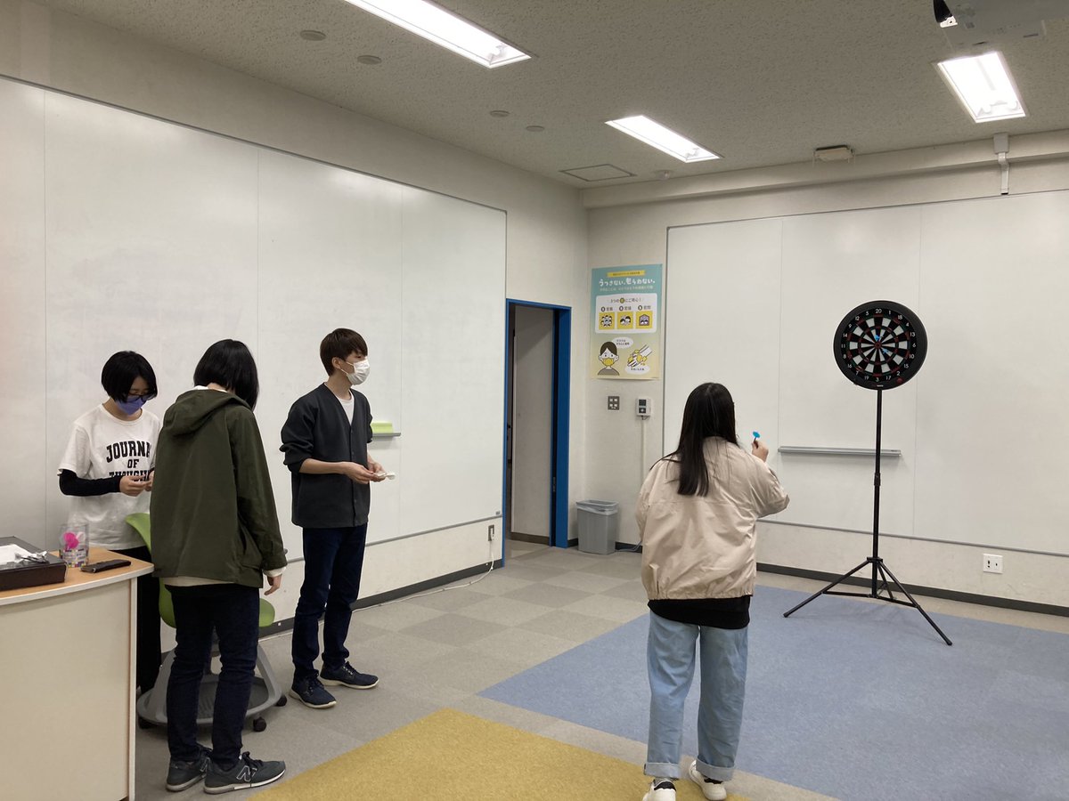 HIU_formula's tweet photo. 【嬉しいお知らせ❣️】
遂に‼️
学校から活動許可が降りました👏
ということでダーツ部は対面での活動再開します！
今週の活動スケジュールは👇
8日㈬16:00~19:00 107教室
9日㈭16:00~19:00 ゼミ室4

興味のある方は学年問わず是非一度体験に来てください😁✌
(来るとき事前に教えて貰えると助かります) https://t.co/Zx6ZAwD7e7