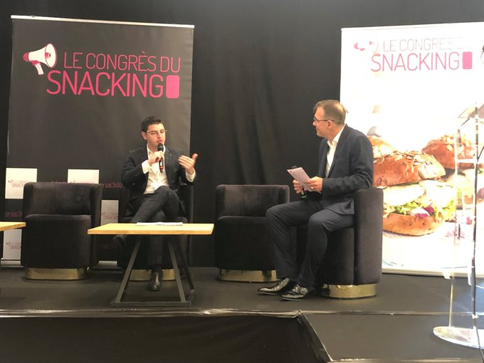 ANIA_FRANCE's tweet photo. 💬@MickaelNogal @francesnacking : "Nous devons absolument réaffirmer avec fierté que le secteur agroalimentaire contribue à une alimentation toujours plus saine, plus sûre, plus innovante et au plaisir gustatif." #CDSnacking https://t.co/3jafsxkRMv