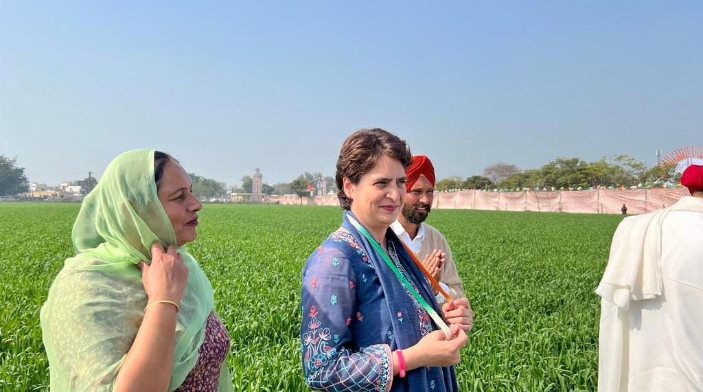 HumariPriyankaD's tweet photo. जब तक किसानों की तरक्की नहीं होगी भारत की तरक्की नहीं हो सकती https://t.co/xwvggjY2t1