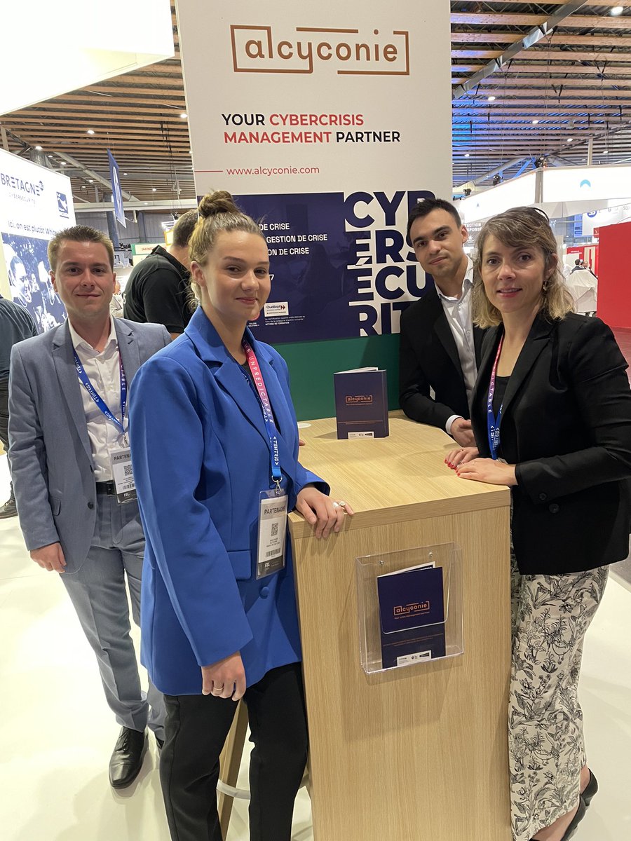 Alcyconie tweet media