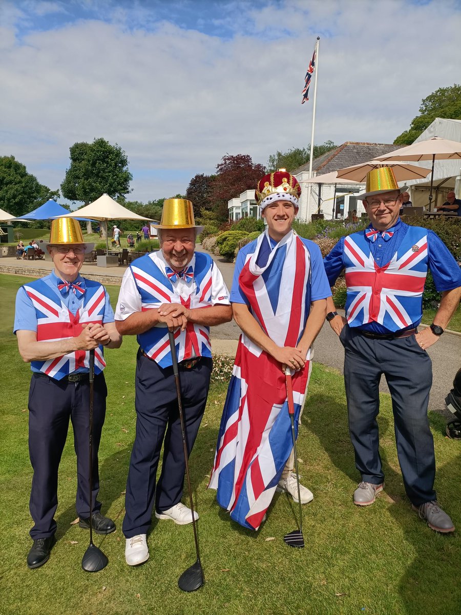 (1/2) 🇬🇧 The Royal Flush took place last Friday. Some great efforts by many members, who helped raise over £150 for charity. 

The winners with 143 pts were Katie & Jerry Taylor and Sarah & Paul Howard. Well played ⛳️

#JubileeWeekend #QueensJubilee