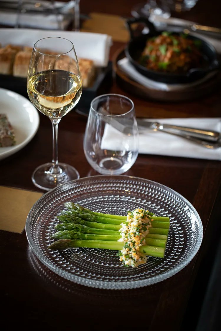 The season's finest. Book a table for lunch or dinner in Le Pont Bistrot this week and enjoy a feast of regional French dishes from @tonyflemchef 🇫🇷