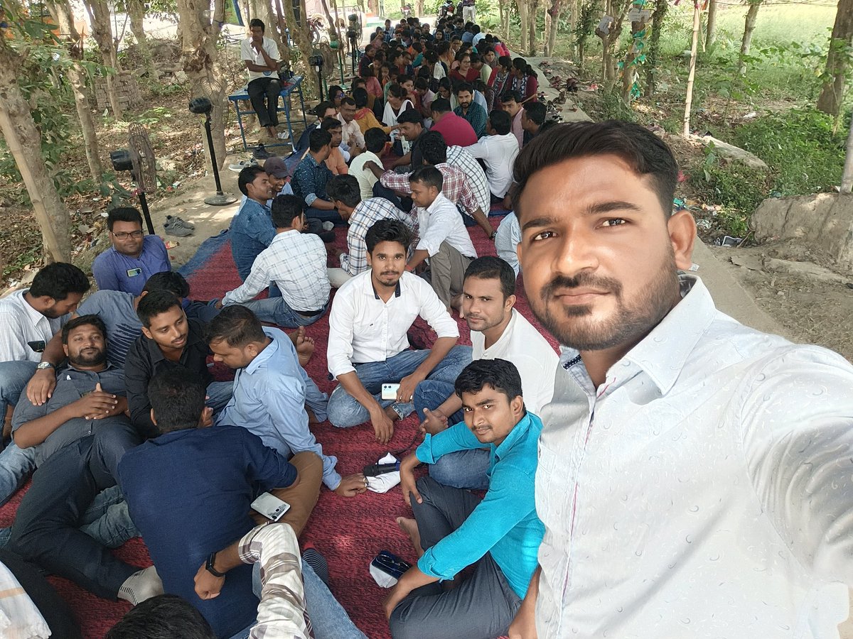 ErRaviPrakash7's tweet photo. आज बिहार विशेष सर्वेक्षण संघ बेगुसराय के द्वारा छठा दिन भी अनिश्चित कालीन धरना में अपनी मांगों को लेकर डटे हुए है।
जब तक मांग पूरा नहीं होगा तबतक हमलोग डटे रहेंगे। https://t.co/HCXsbAcdUA