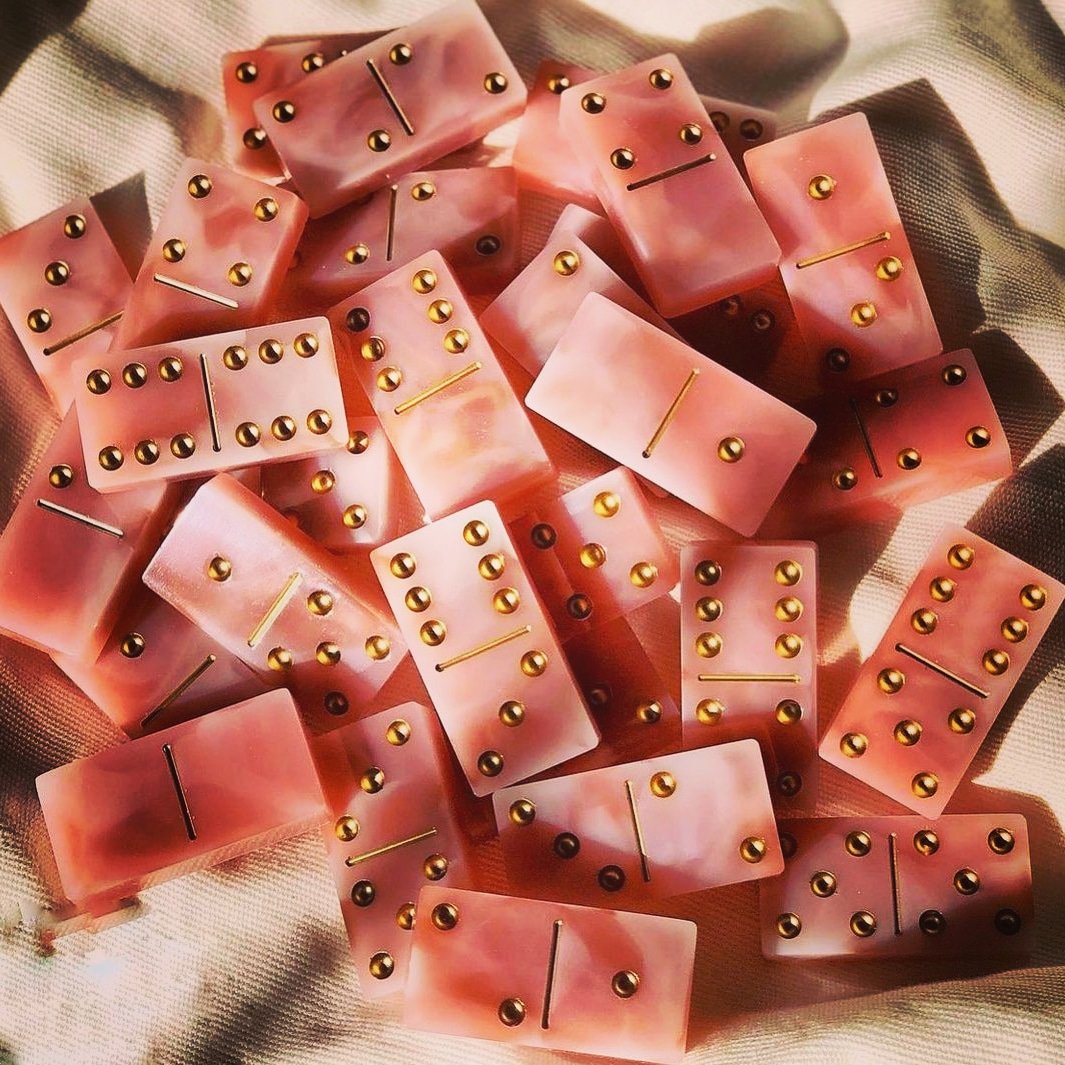 CasanovaEm's tweet photo. دومنه ريزن 😍 Domino resin 
#Resin_mahmoud
#سكربت22 https://t.co/mEl7uuMhmt