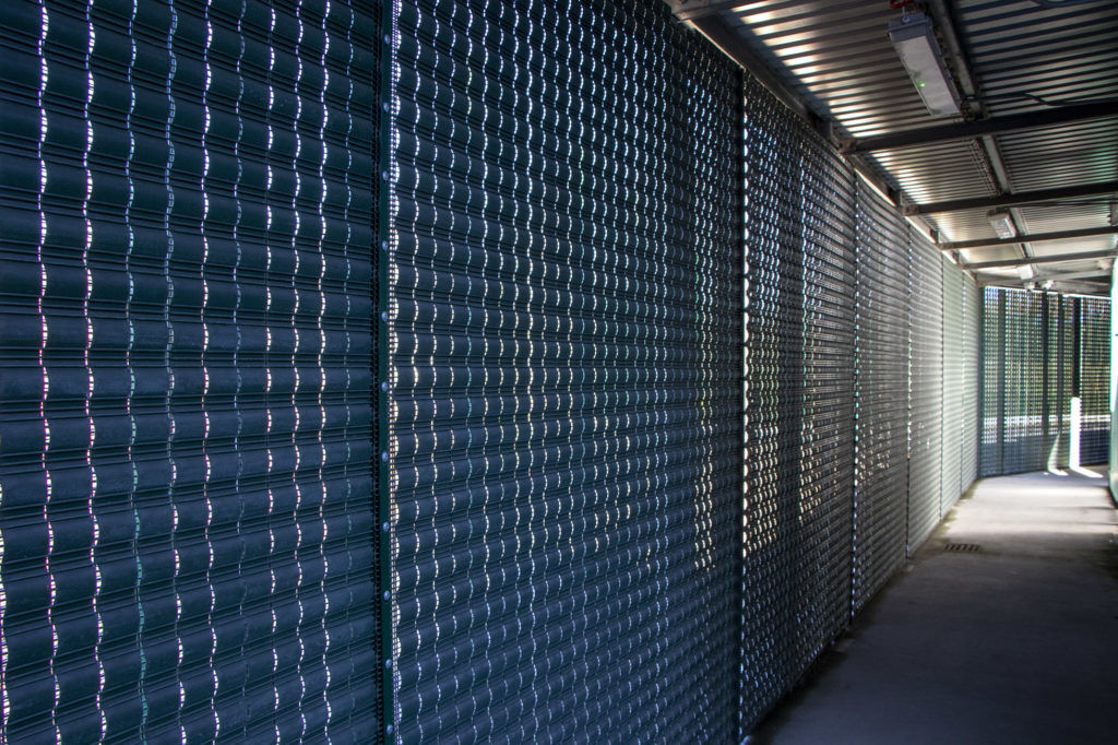 CLD_Fencing's tweet image. A privacy screen meets high security! 

Check out our ScreenFence system here: bit.ly/3mFlAbF

#privacy #private #privacyscreening #physicalsecurity #highsecurity #securitynews #securityfencing #meshfencing #securitymesh #fences