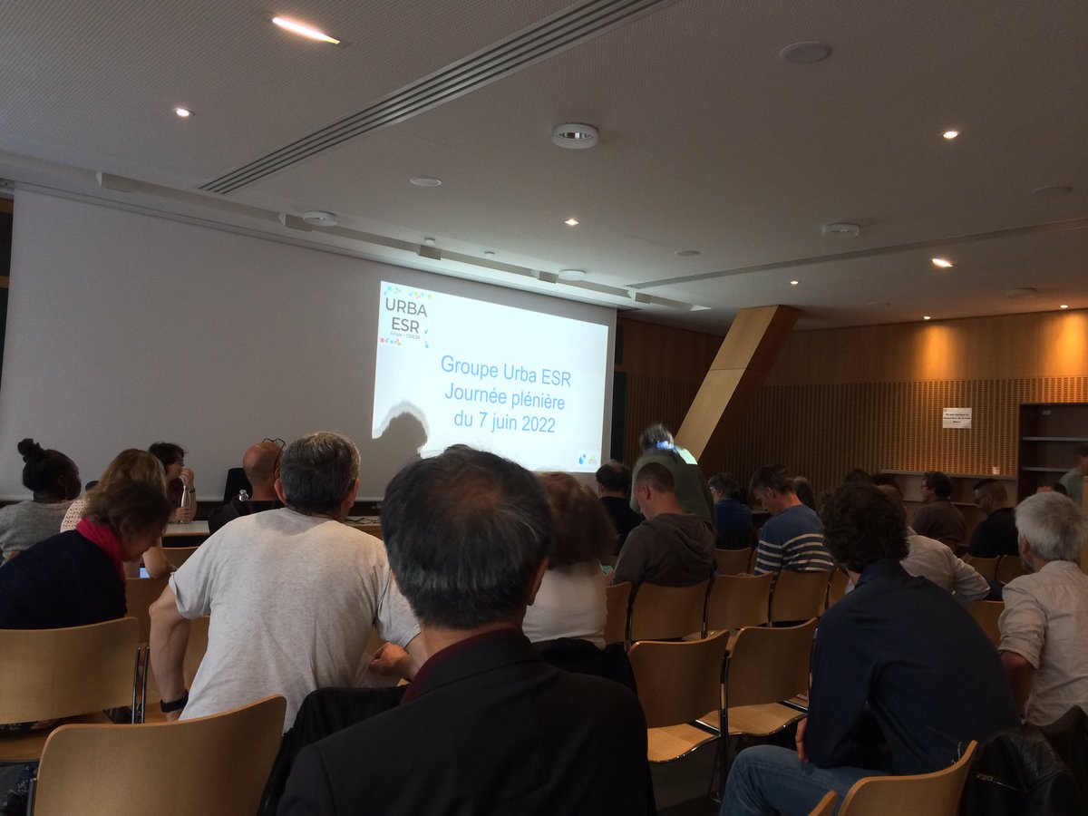 ValLeStrat's tweet photo. Journées urbaESR au collège de France : c’est parti ! #urbaESR @Amue_Com @CSIESR https://t.co/6IozxZJM1D