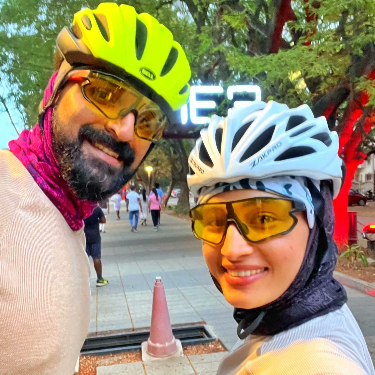 Cycling our way through the streets of #coimbatore with @Poojaram22 

#cycling #couplesthatcycle #couplesthattravel #couplegoals #fitnessjunkie