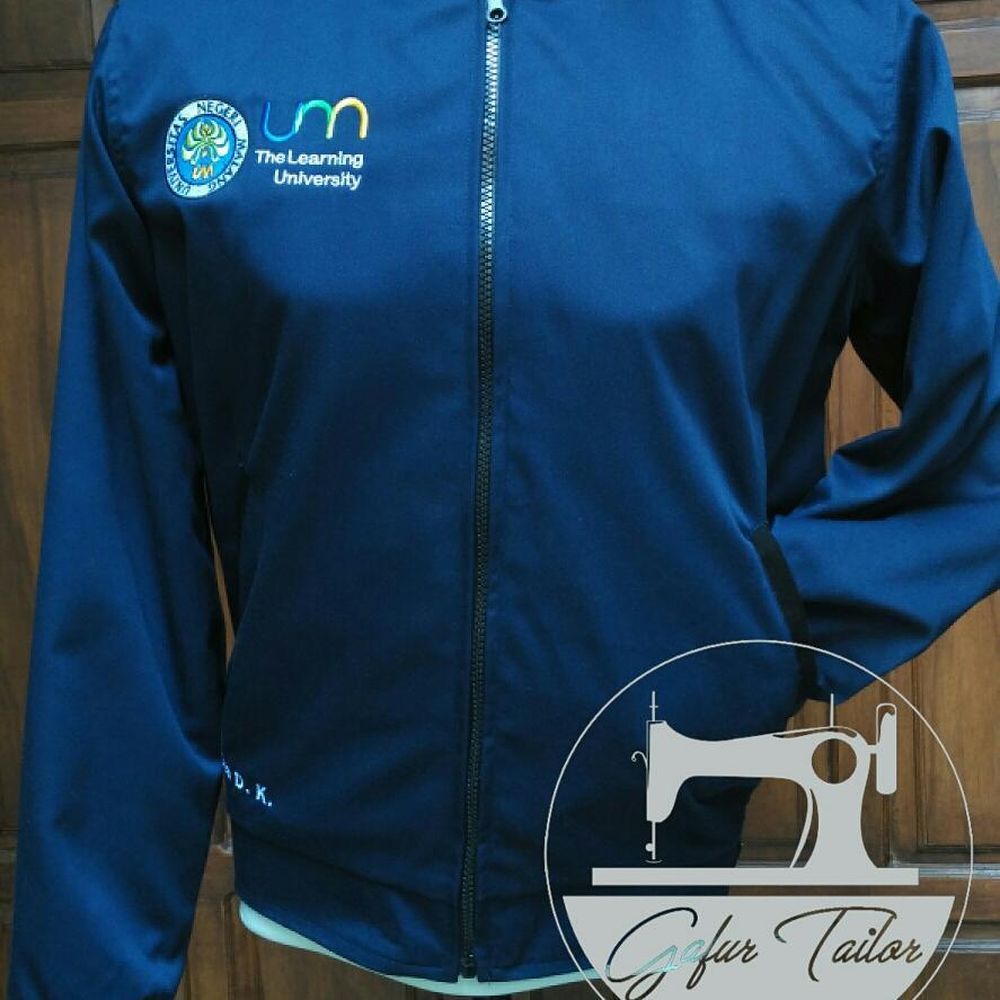 Seragam Jaket Almamater Bordir Universitas Negeri Malang

gafuruniform.com/konveksi-konfe…

#jaketvarsity #jaketmalang #konveksijaket #konveksimalang #konveksiseragam #penjahitjaket #penjahitmalang #penjahitseragam #seragammalang #universitasnegerimalang #tailormalang #tailorseragam