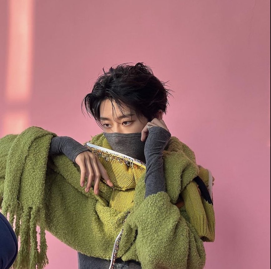 97KNIGHTLUCIEN's tweet photo. ͏
Hi hello 🥹 Lucien saber leandre in your area! My pronouns is he cause I will never be him cHARIZ you can call me sab or pwede din namang lightsaber ng bUhAi mo 🫶🏻 so medyo mahiyain ako pero minsan kalog. Take care of me po
#EclipseHasBeganForSaber
#KnightsFate
@MOONVERSERPW https://t.co/3I3X0P0TLE