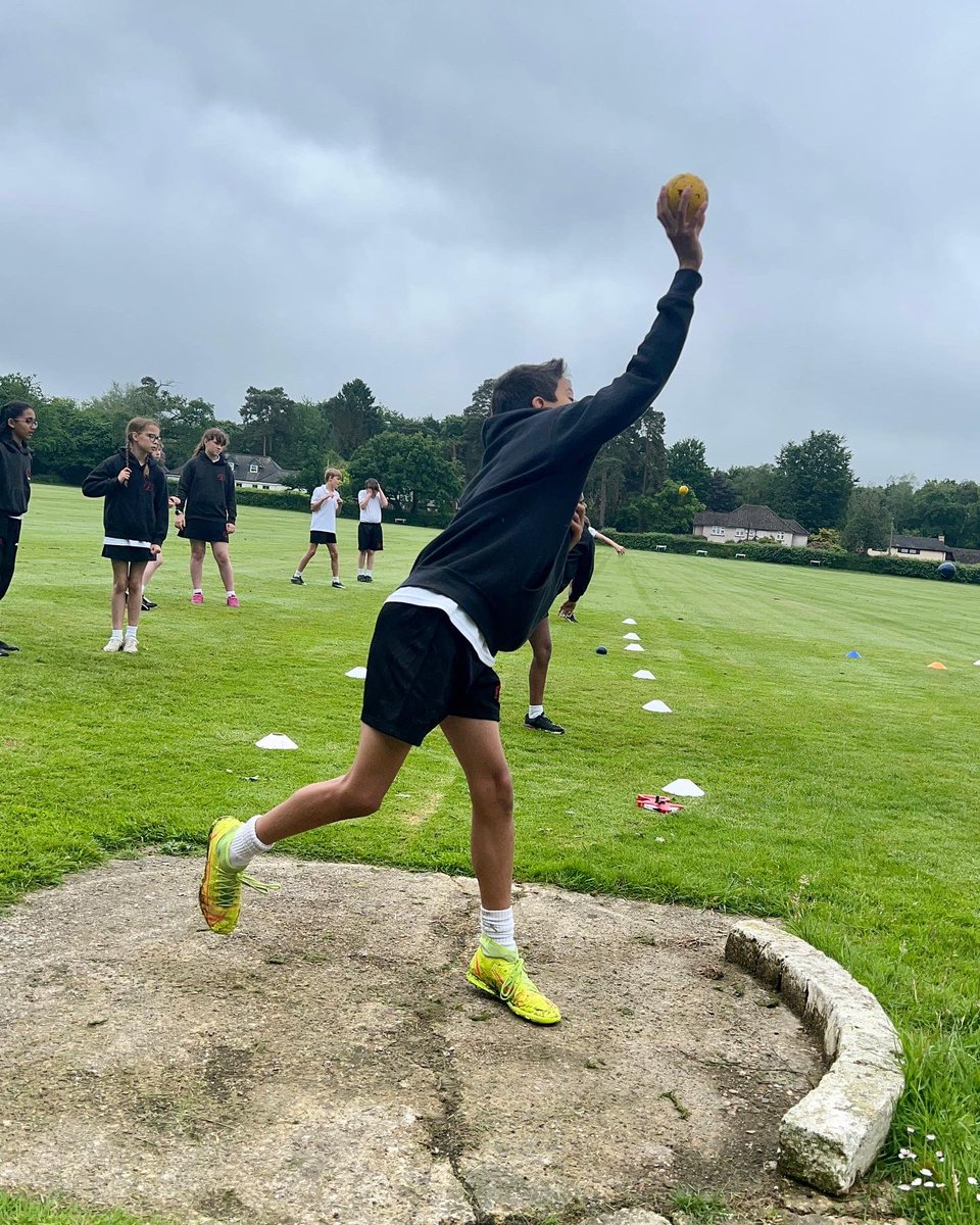 #athletics #action this morning for our Year 5 <a href="/copthorneprep/">Copthorne Prep.</a> and some excellent #development in their 800m times and #shot putt #pb Way to go guys!