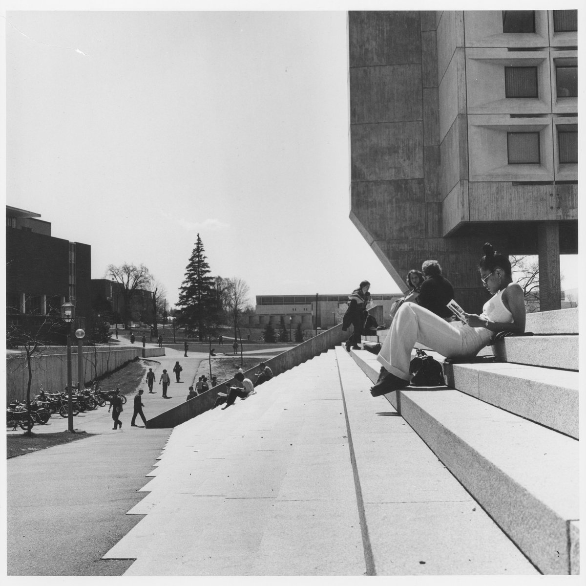 scua_umass's tweet image. Register now for Lester Grinspoon Reconsidered, a symposium honoring a pioneer in drug policy &amp;amp; social change, on our bucolic campus June 24, FREE to attend! Come for a stimulating day at UMass Amherst &amp;amp; stay to enjoy beautiful Western Mass! umass.irisregistration.com/Site/Grinspoon  #LesterFest