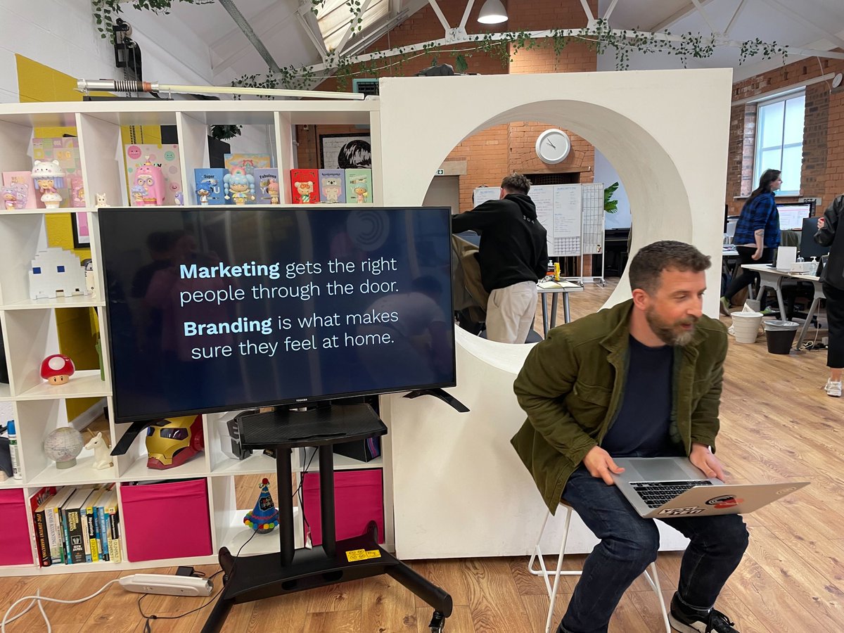 Cake Agency tweet media