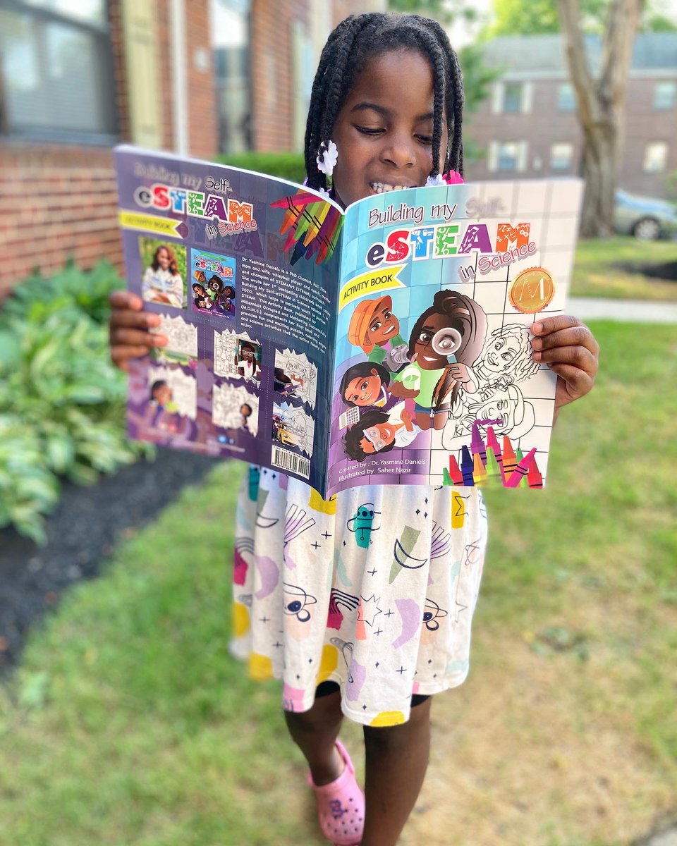 AstroRyan1's tweet image. I love that she loves to learn 💕