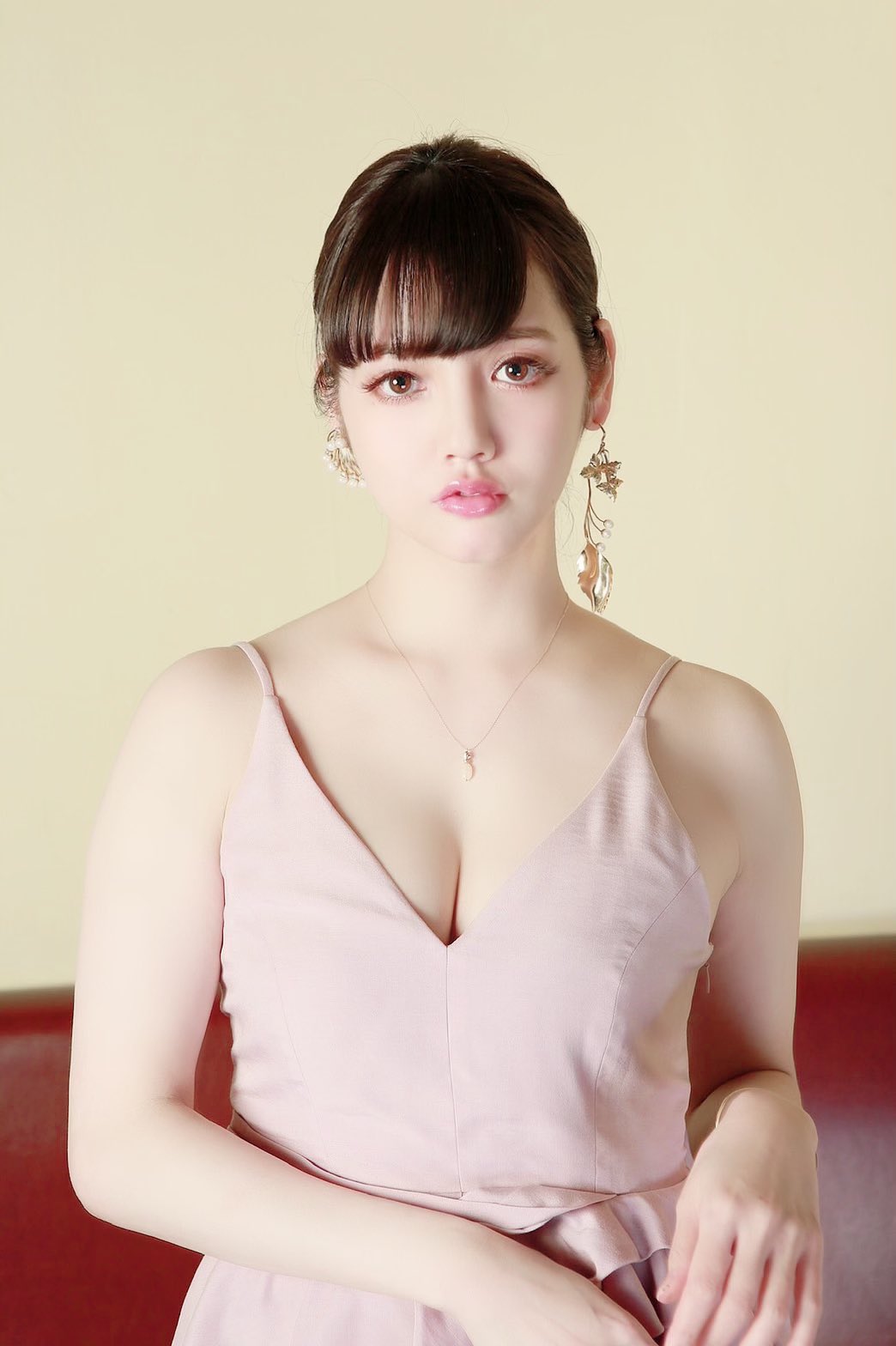 Girl's Bar Vivi on X: 【🎉みづなれい1日限定復活祭🎉】 6月15日（水） なんと「みづなれい」一晩限りの復活が決まりました！ れい様！れいちぇる！ 2016年9月3日以来のれい様復活🥂 この日だけは、みづなれいとして皆様と楽しく🍾しますよー🥳 ※詳細は後日改めて ...