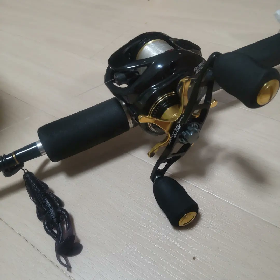 Stallion4829's tweet photo. そろそろ禁断症状が……😂
メインタックルのメンテとハンドル、ライン交換で気を紛らわすw
#evergeeninternational #combatstickheracles #combatstickphase #conbatsticksynergy #zpi #alcance #alcancergc #nanofinesse #extralongcast #zelos #tulala #hamazu #ardea69 #ardea70 https://t.co/OXI2jJEvQ7