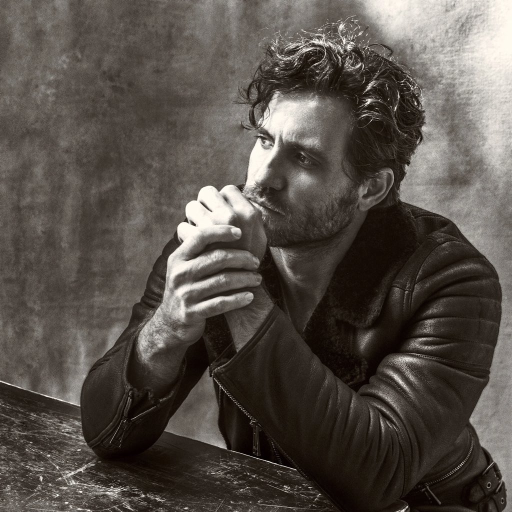 jeremyoharris's tweet photo. You all don’t talk about how hot Edgar Ramírez is on this app and it’s actually offensive to me and my home girls… https://t.co/kN2HcyNl79