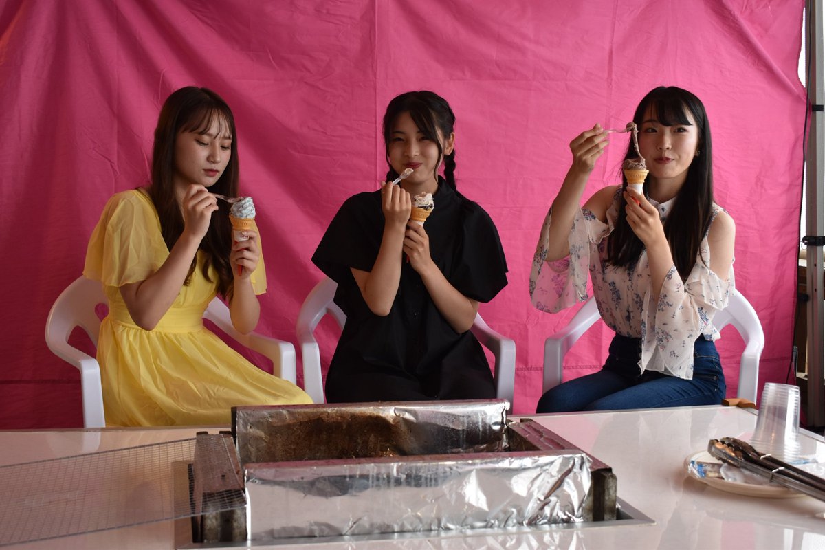 jI8maubscMZol7m's tweet photo. CutieBerry撮影会
行橋市長井浜
6月5日
#KOKONOEBBQ
#京築アイドル
#CutieBerry
#キューティーベリー
#もえ
ファンサービ��
アイスクリーム🍨 https://t.co/a1uo77IfSg