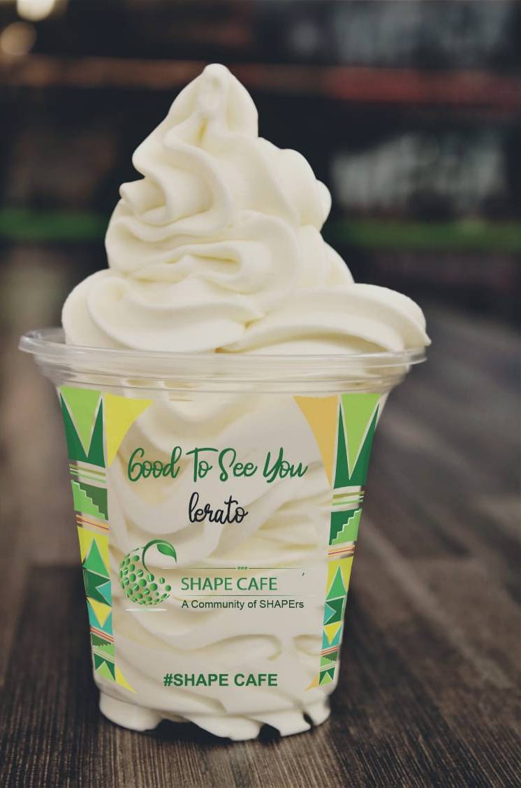 shape_cafe's tweet photo. How a "soft life" looks like with a "soft-serve gelato"😎🤤😋

#creamy 
#vanilla 
#icecream 
#shapecafe 
#thabongshoppingcentre
#thabongslatergym 
#southgatemall 
#ampdstudios
#bedworthcentre https://t.co/LlnNyeJfCl