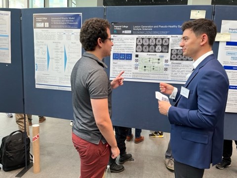 Nice to see everyone enjoying themselves at the AI Network event "Towards the Future of AI"