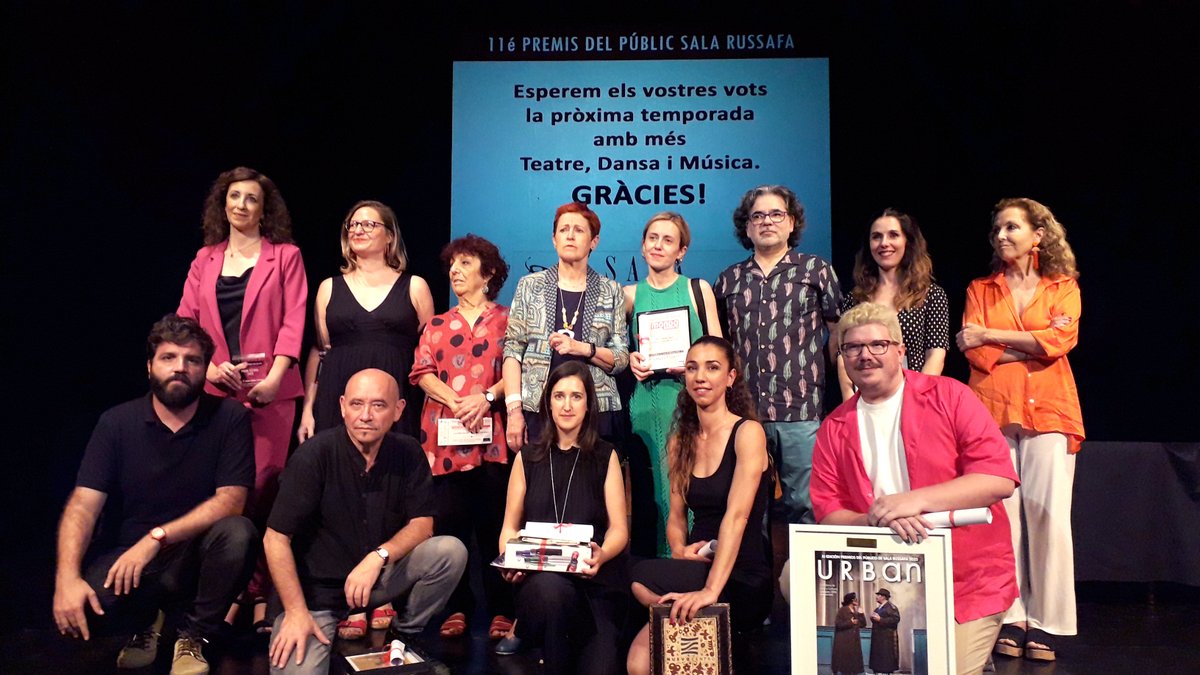 CactusTeatre's tweet photo. Ens fa moltíssima il·lusió haver rebut el guardó a "Millor Text" 🏆 per #LAbraçadadelsCucs, apadrinat per la @fundaciobromera, a la XI edició dels Premis del Públic de la @salarussafa
Moltíssimes gràcies! 🥰
ℹ️ https://t.co/ibEMnRHrrp
#CactusTeatre #SalaRussafa #València https://t.co/3n8W9ydmJM
