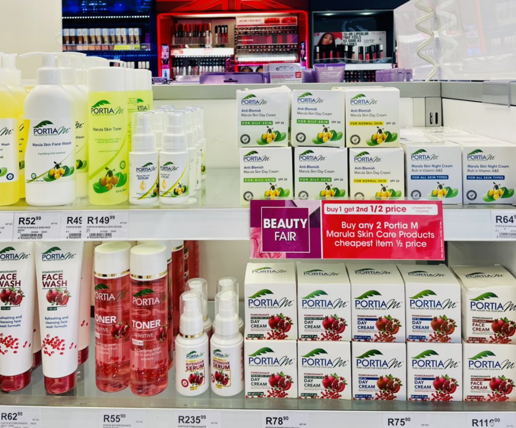 PortiaM_Skin's tweet photo. Promotion at Clicks!✨🙌🏻🧚♀️🤌🏻 Areyeng!✨🏃♀️
Buy any of your two favourite Portia M facial products and pay half for the cheapest one!✨🍃
Promotion ends 21 June 2022 - only 14 days left!✨
#portiamskincare
#sharetheglow
#teamyellow💫
#pmmarula
https://t.co/qHZhwHbIgO https://t.co/kqcjKT6BNU
