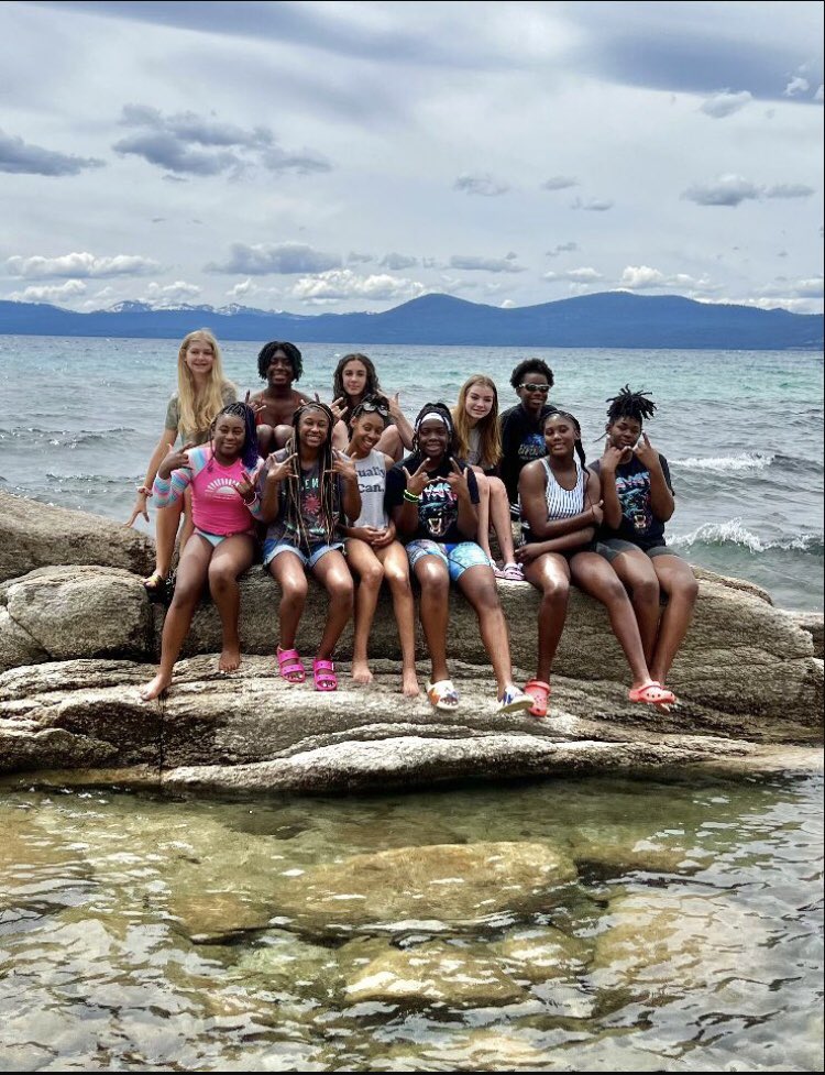 RamseyBuckets's tweet photo. Thankful to be part of a organization that does so much for us kids. We played in Sacramento, visited University of California, Golden Gate Bridge, and Lake Tahoe. https://t.co/qHPuVjOOAs