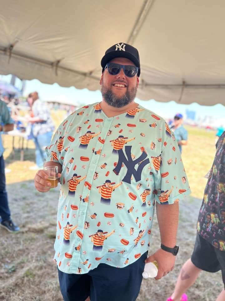 Thank you <a href="/RSVLTS/">RSVLTS</a> <a href="/SteveRSVLTS/">Steve from RSVLTS 🇺🇸</a> for this weekend! Had an amazing time! Was thrilled to see one of my favorite breweries <a href="/DepartedSoles/">Jersey City Lagers & Ales</a> stationed right next to your booth, Perfect hangout spot!