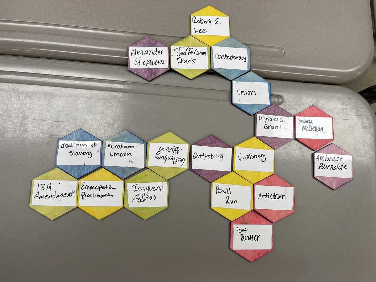 WhBotelho's tweet photo. US I reviewing the Civil War with some hexagonal thinking! #WHPantherPride https://t.co/fMfK3gU6N0
